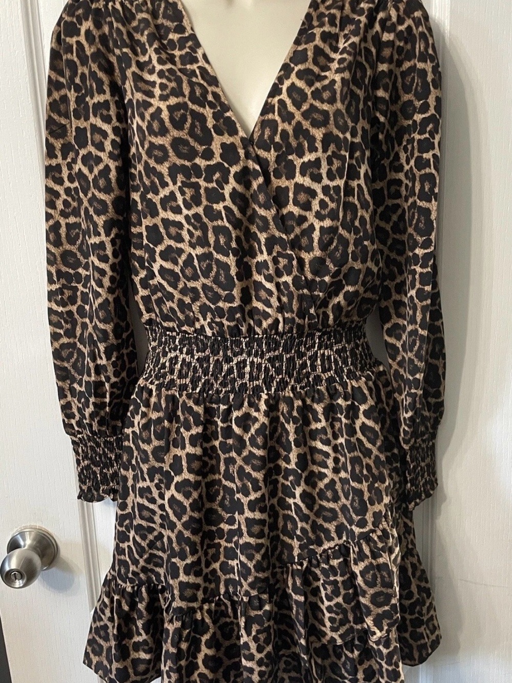 MICHAEL Michael Kors Leopard-Print Long Sleeve V-Neck Dress - Black & Tan